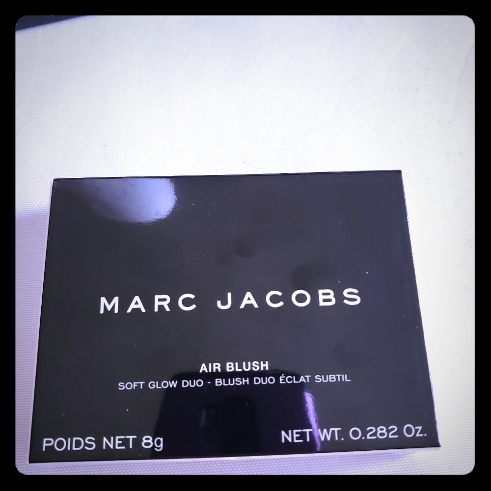 Marc Jacobs Air Blush Soft Glow Duo